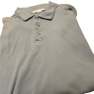Geoffrey Beene size large ribbed short sleeved collared shirt